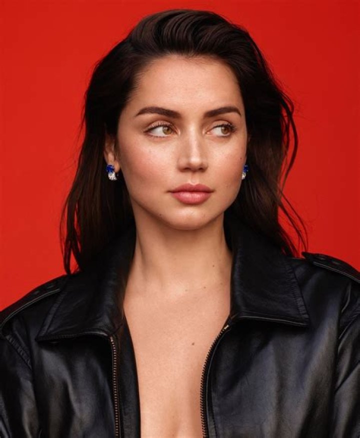 A Glimpse Into Ana De Armas: A Fascinating Bio
