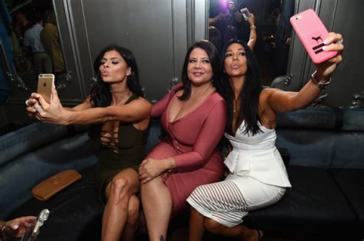 All About Karen Gravano's Instagram Experience