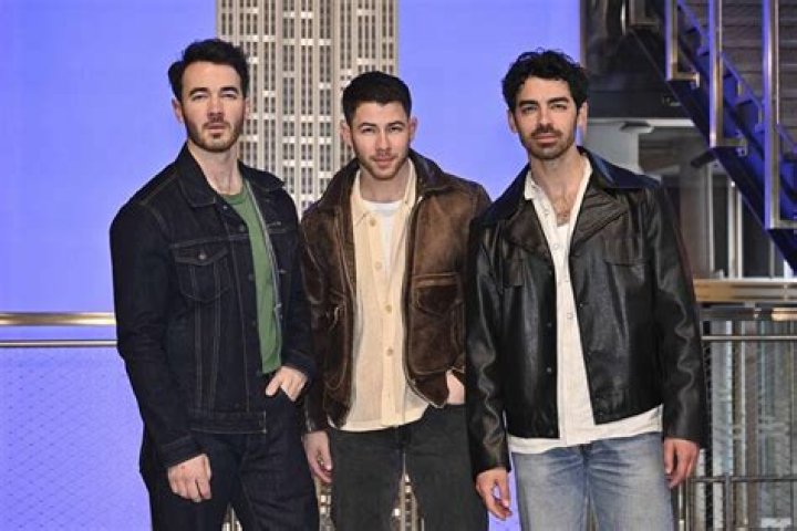Are The Jonas Brothers Triplets? Unveiling The Truth Behind The Famous Trio