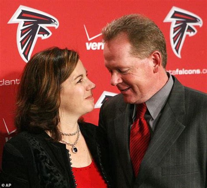Bobby Petrino's Family: An Inside Look