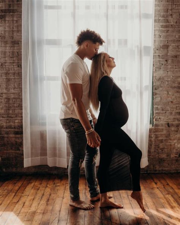 Brittany Mahomes’ Journey Through Pregnancy: A Glimpse Into Her Life