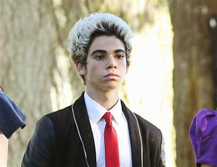Carlos From Descendants: How Did He Die?