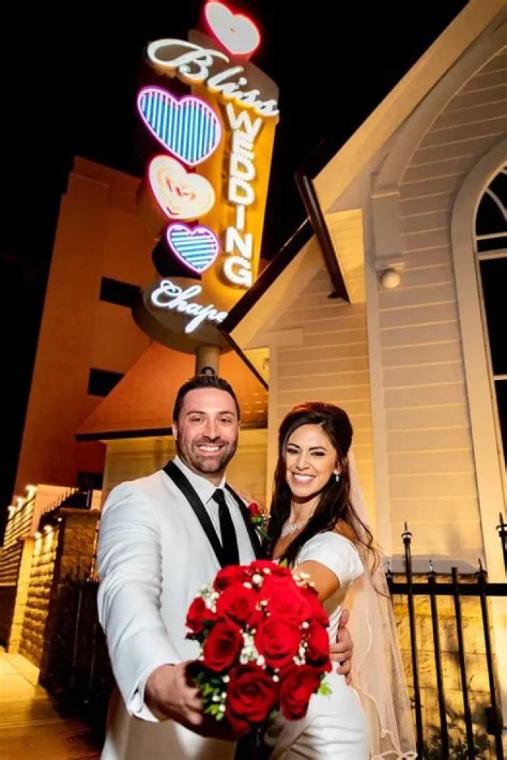 Celebrating Love Again: The Ultimate Guide To Renew Wedding Vows In Las Vegas