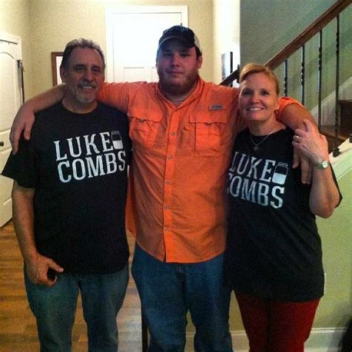 Did Luke Combs Suffer A Loss In His Family?
