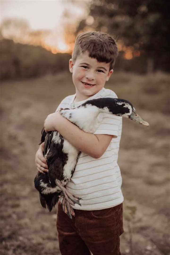 Discover The Lineage Of The Noted Hallie Batchelder Family