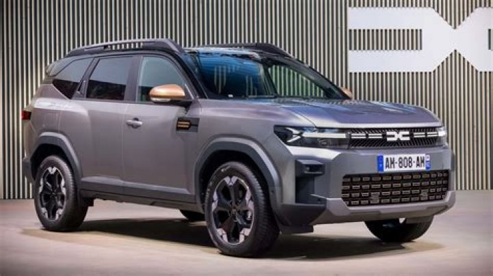 Discovering The Allure Of Pearl Dacis: A Journey Through Elegance