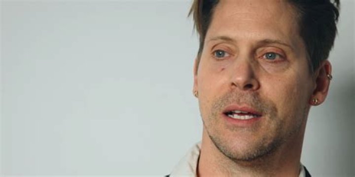 Discovering The Talents Of Young Neil Newbon