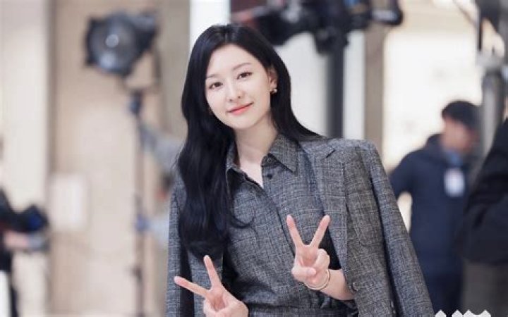 Exploring The Creative Universe Of Highzium Studio Kim Ji Won