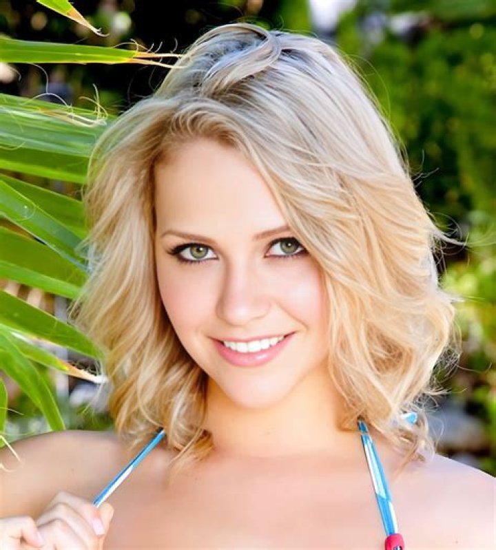 Exploring The Fascinating World Of Mia Malkova