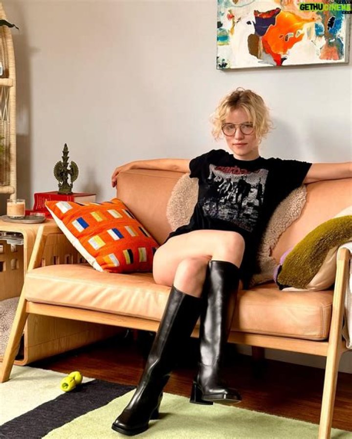 Exploring The Life Of Willa Fitzgerald: Is She Married?