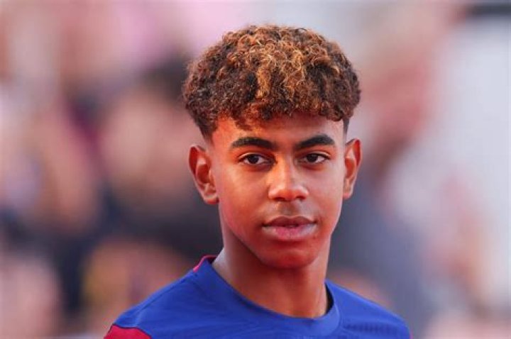 Exploring The Religious Identity Of Yamal: Is Yamal Moslim?