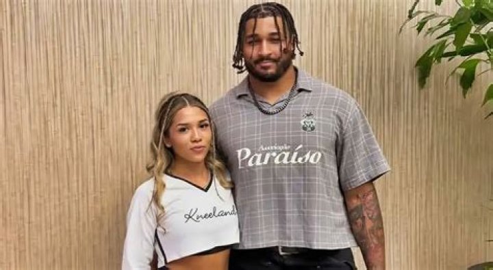 Is Marshawn Lynch Hitched? Exploring The Marriage Status Of The NFL Legend