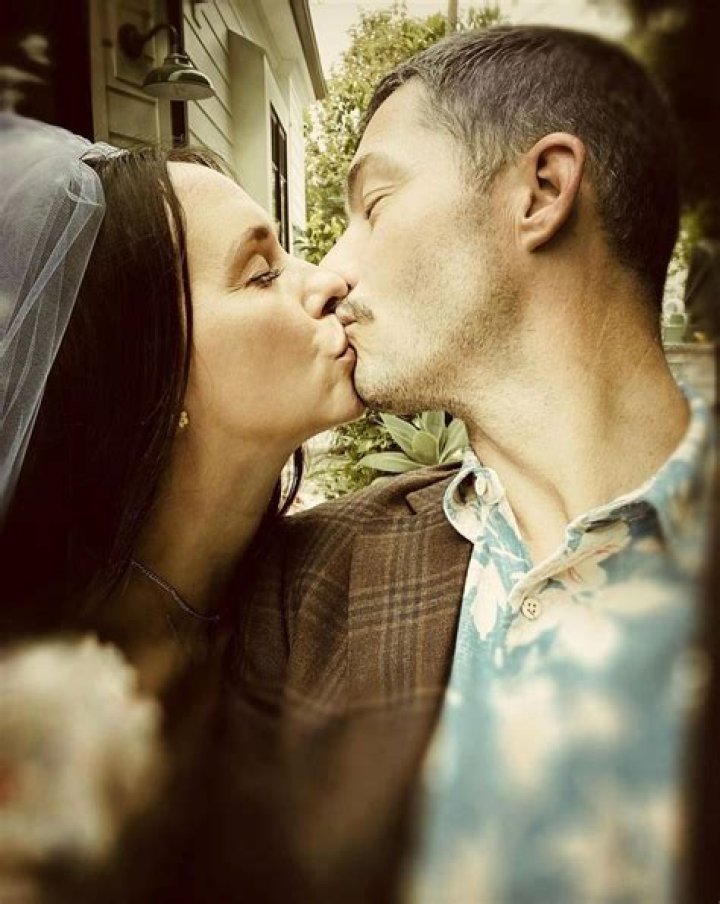 Jennifer Love Hewitt And Brian Hallisay: A Love Story