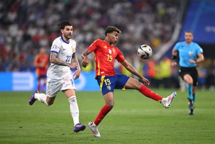 Lamine Father Age: A Deep Dive Into Personal And Family Background