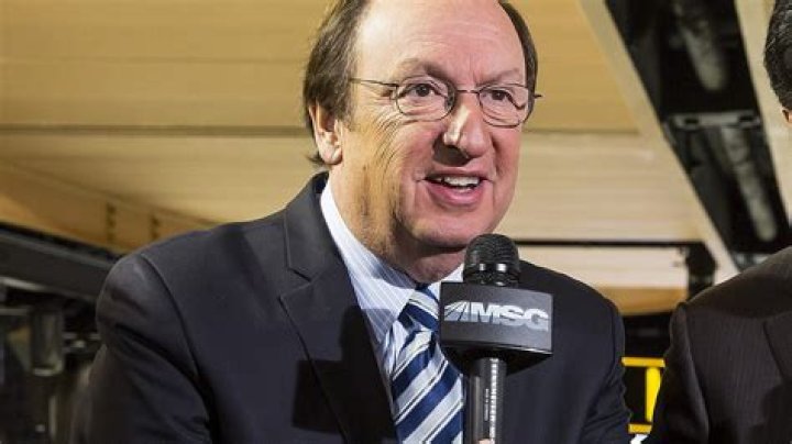 Legendary NHL Announcer Sam Rosen Is Still Calling The Plays At 73!