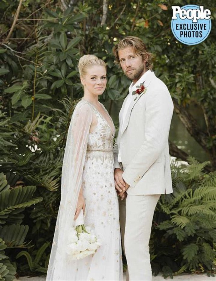 Meet Matt Barr's Wife: Uncovering The Personal Life Of A Hollywood Actor