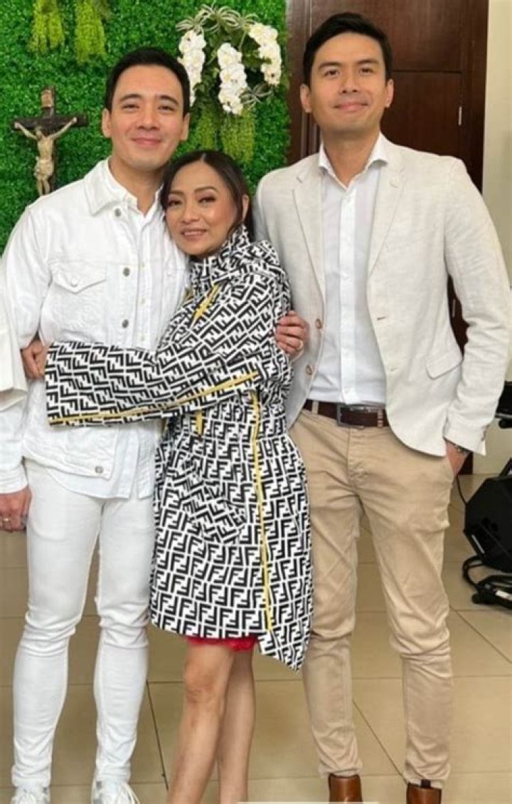 Meet The Talented Father Of Philippine's Beloved Singer, Erik Santos