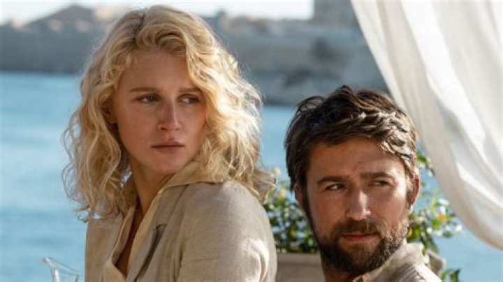 Ontdek De Wereld Van Films En TV-programma's Met Brandon Sklenar