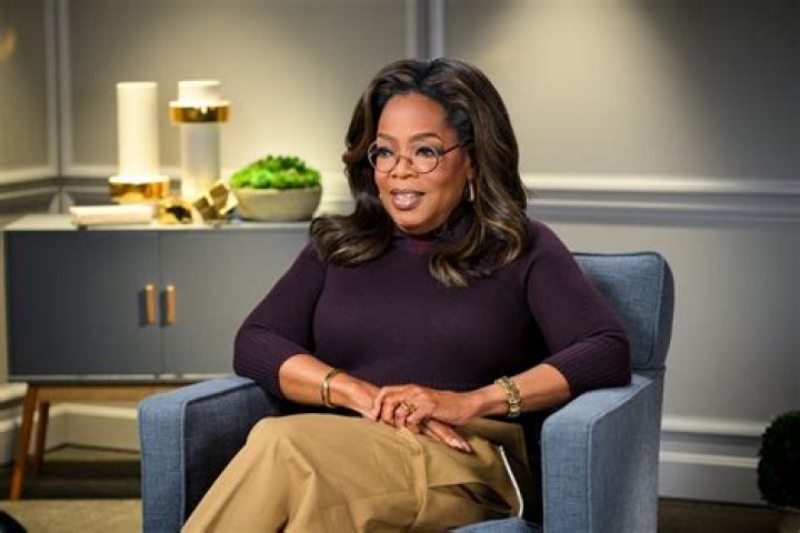 Oprah Winfrey's Stature: Unveiling Her Height In Spotlight