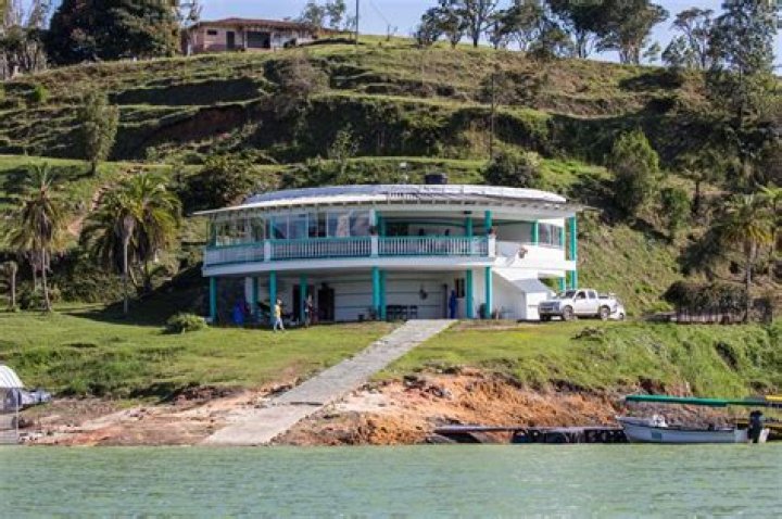 Pablo Escobar: The Billionaire Drug Lord's Net Worth