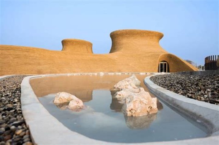 Palm Springs Kpkuang: A Unique Oasis Of Culture And Relaxation