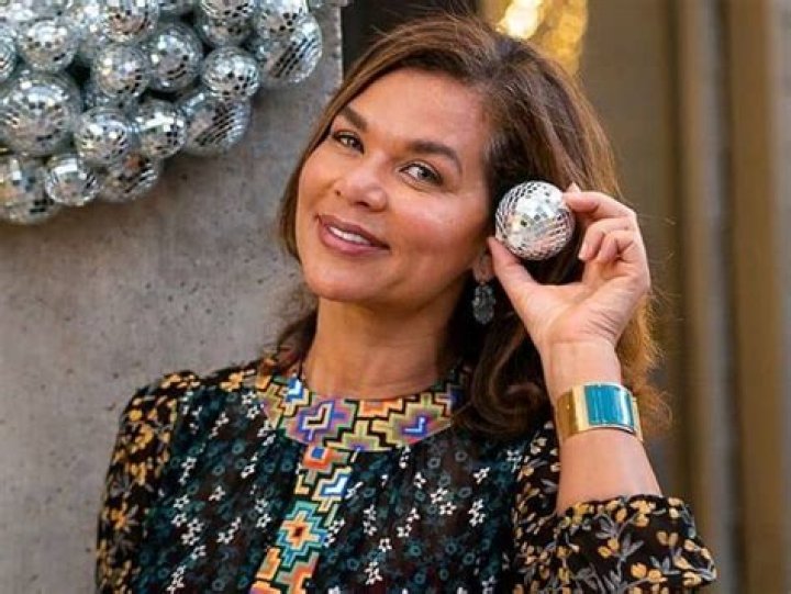 Suzanne McFayden Smith: A Leader In Education And Healthcare