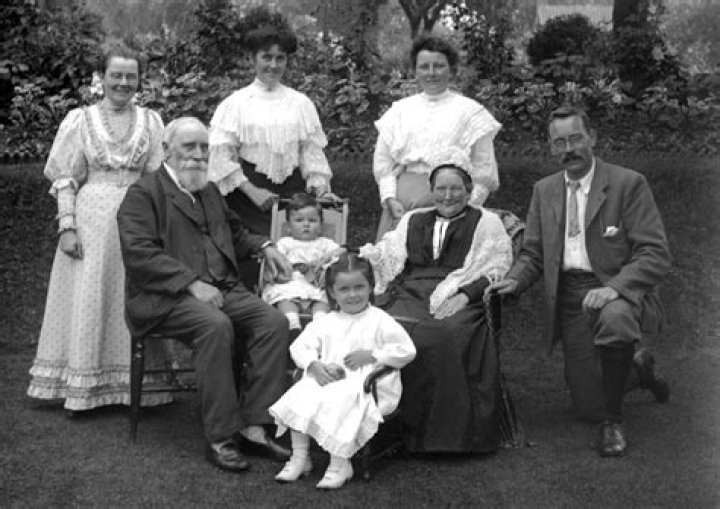 The Andrews Family: Get An Inside Look Into The Life Of Football Star Mark Andrews