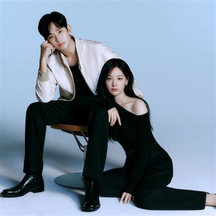 The Latest On Kim Ji Won And Kim Soo Hyun: Dating Rumors Resurface