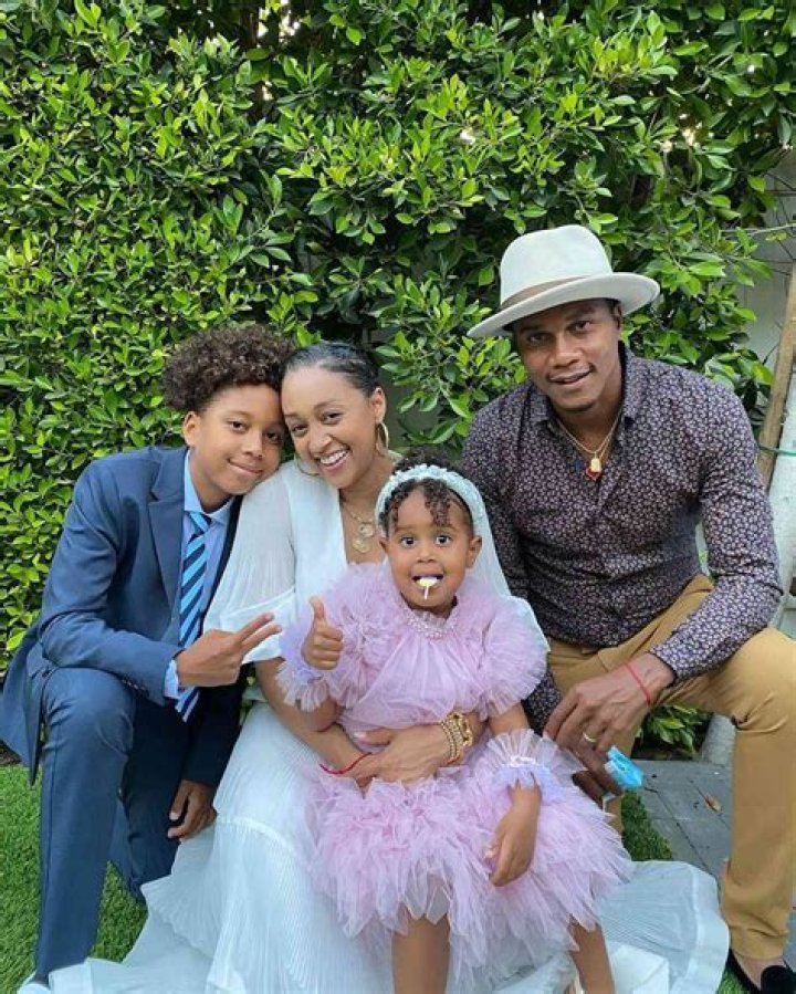 Tia Mowry's Family Legacy: A Glimpse Into Her Parents' Influence
