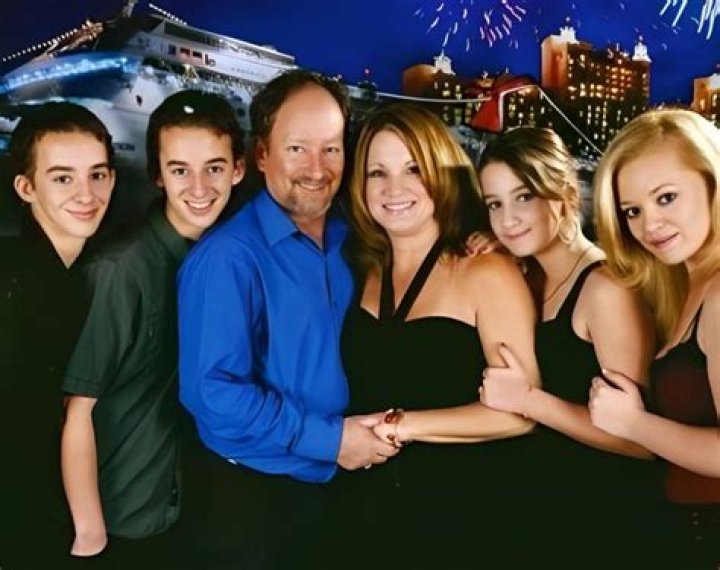 Unraveling The Life Of Timothy Lynn Sweeten: From Child Star To Private Life