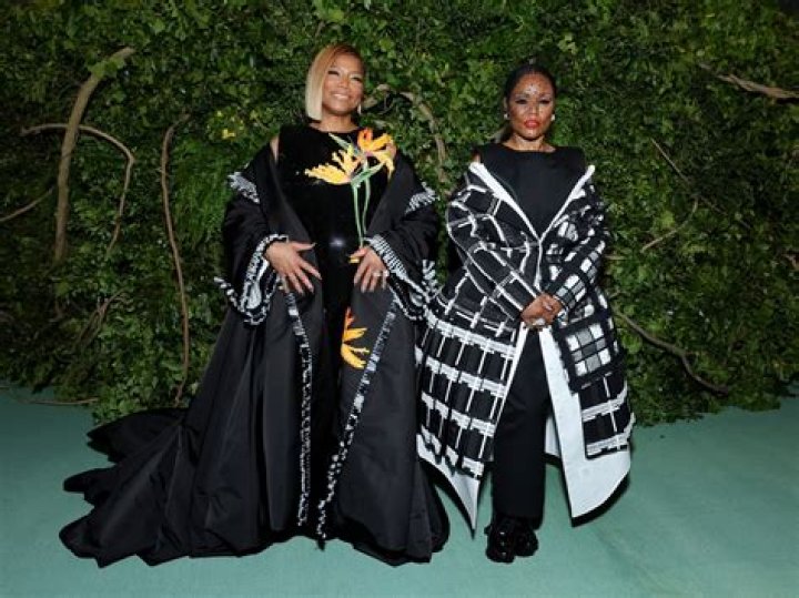 Unveiling The Height Of Queen Latifah: An Insight Into Her Physical Presence