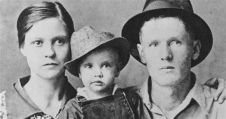 Unveiling The Life Of Gladys Presley: A Dive Into Her Wikipedia Page