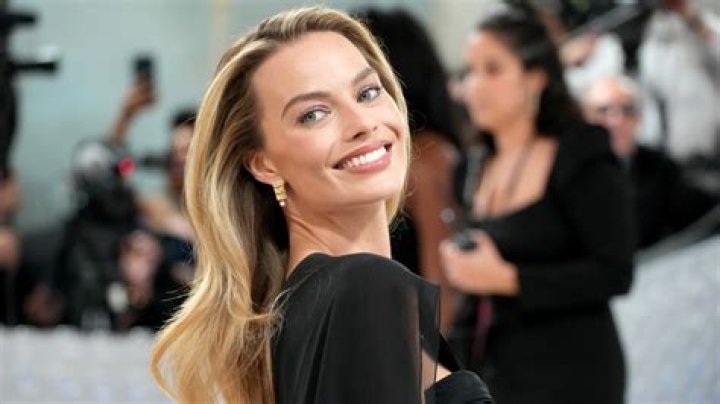 Unveiling The Life Of Margot Robbie's Sister: A Journey Of Talent And Resilience