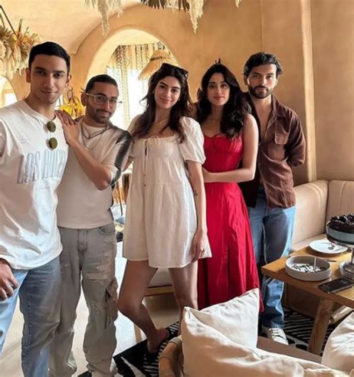 Unveiling The Life Of Shikhar Pahariya: What Does He Do?