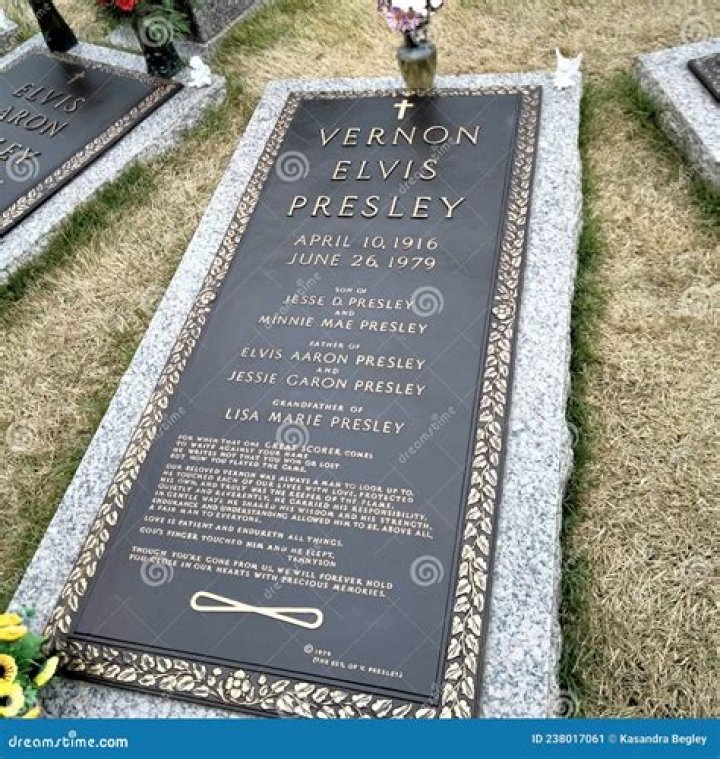 Unveiling The Life Of Vernon Elvis Presley: The Man Behind The Legend