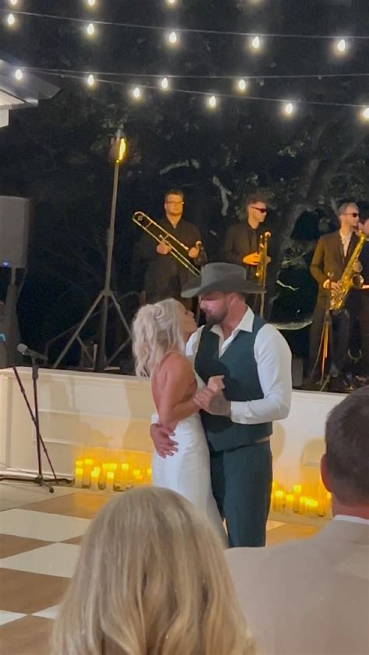 Unveiling The Mystery: Is Roy Dinges Married?