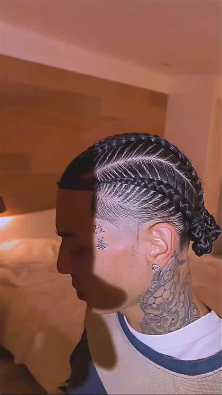 Unveiling The Signature Style Of Central Cee Hair